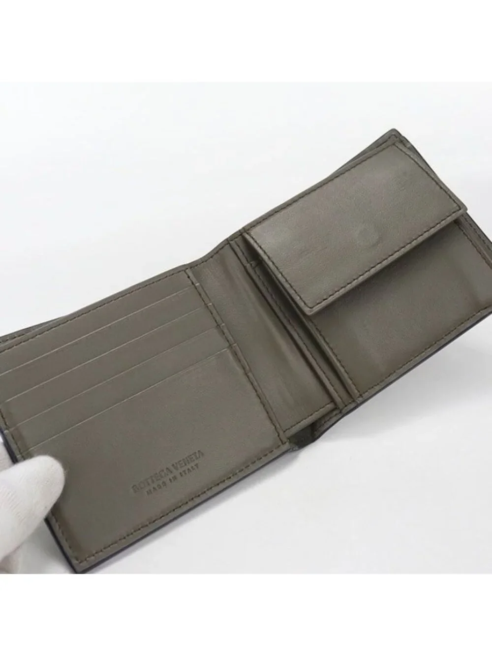 Bottega Veneta Intrecciato Bifold Wallet Leather